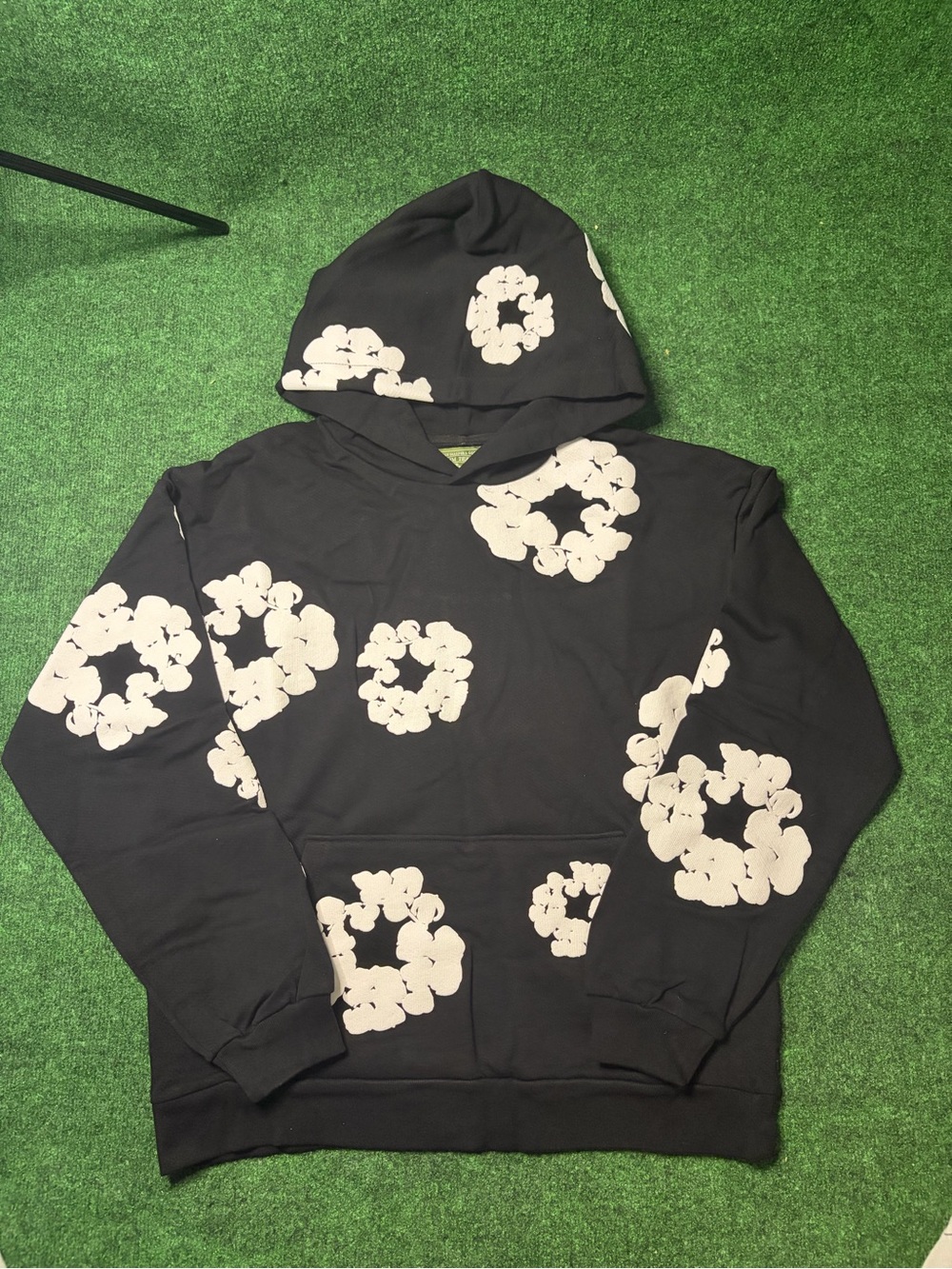 Black Crewneck Hoodie Sweater with Cream Floral Ring Print